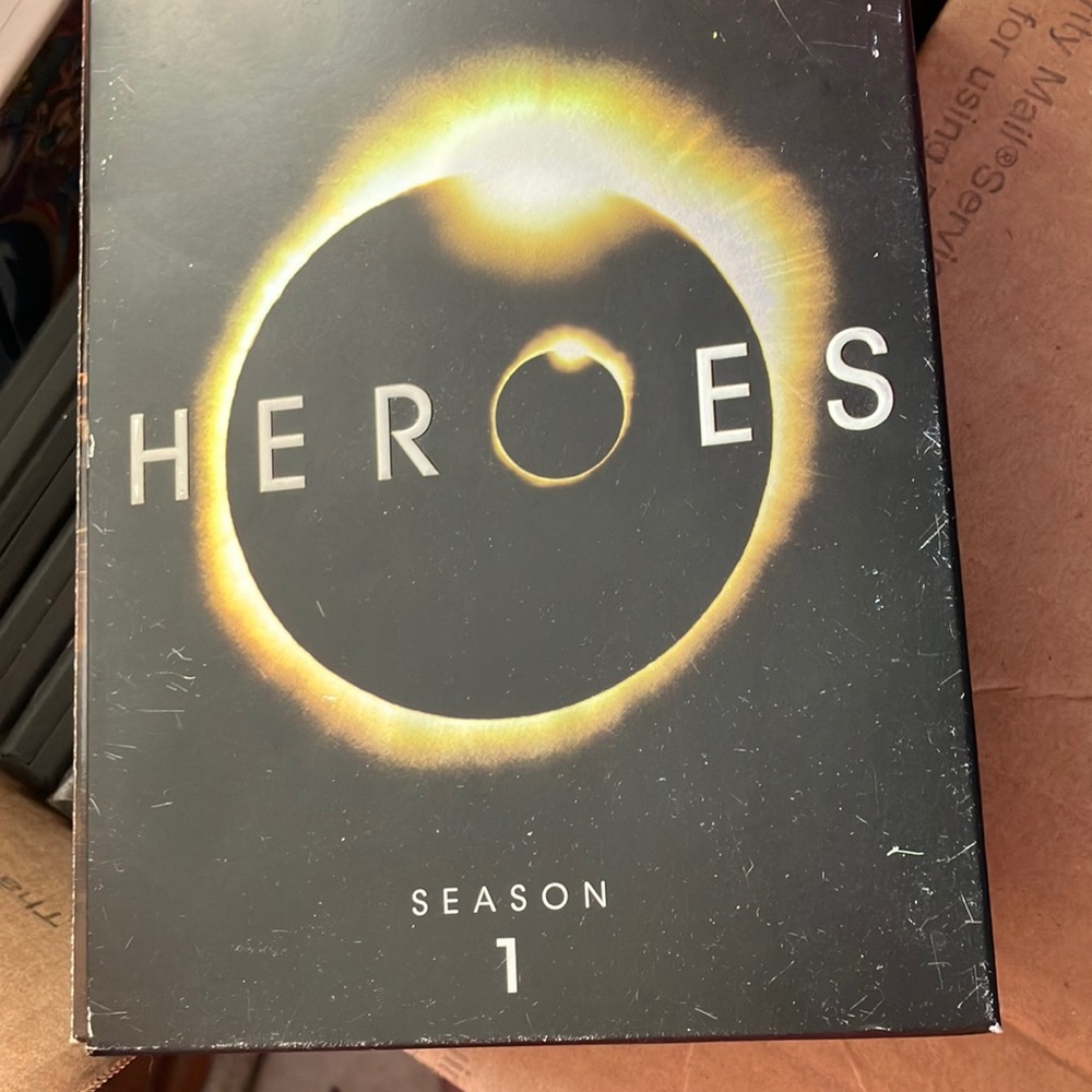 Heroes season 1 dvd set